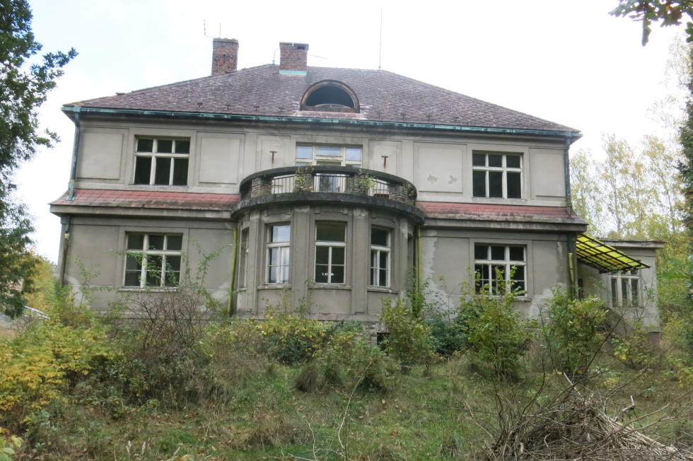Dražba bývalé vily továrníka Rtyně v Podkrkonoší